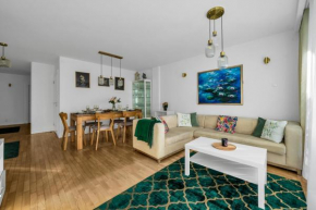 Warszawa Szczęśliwice Apartment - Home Office, Balcony and Parking - by Rentujemy